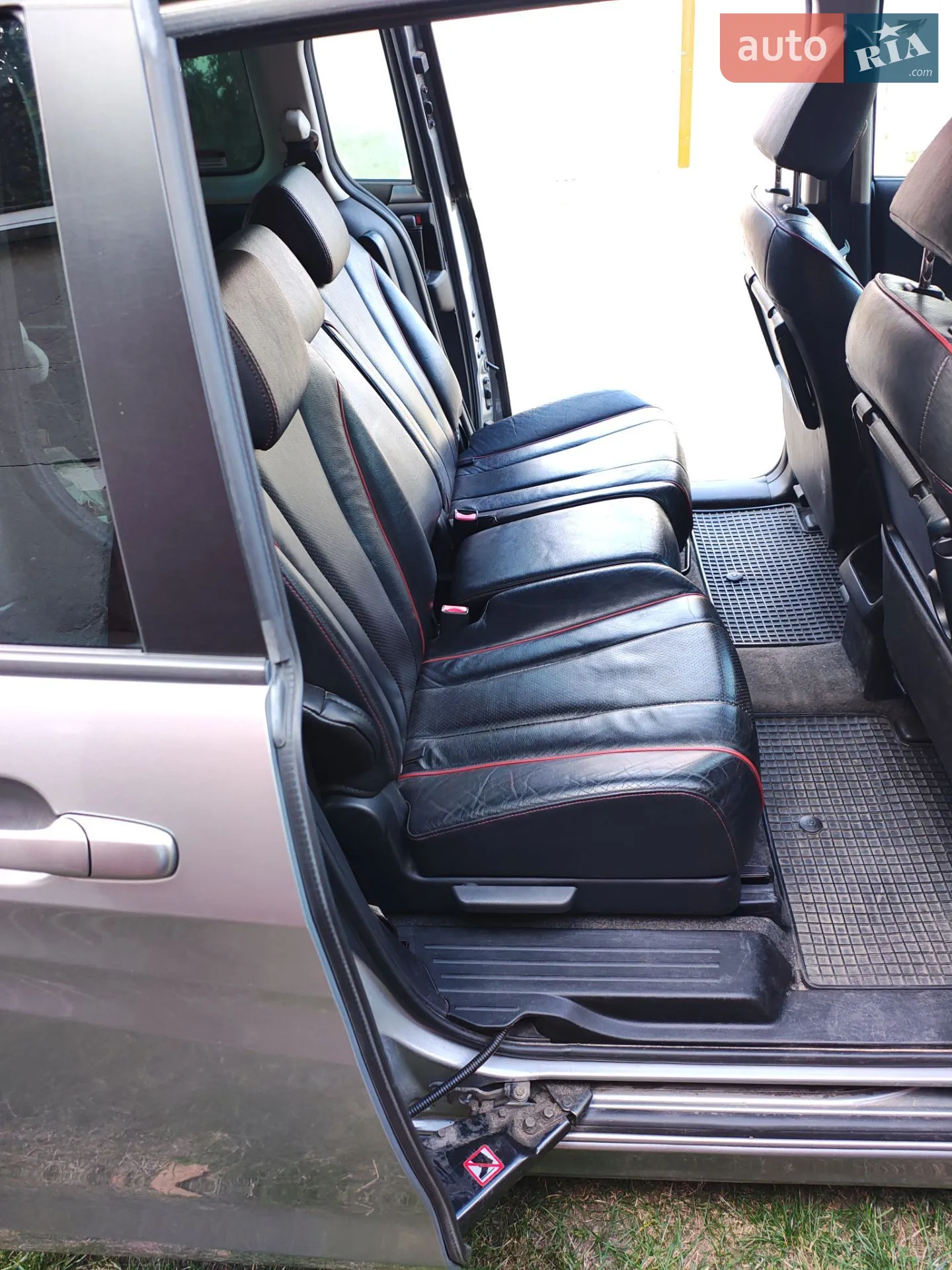 2010 Mazda 5 - мініатюра 7