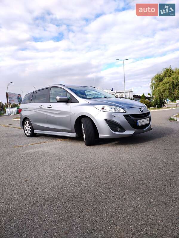 Минивэн Mazda 5 2010 в Киеве