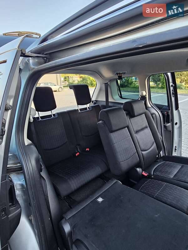 Минивэн Mazda 5 2009 в Черновцах