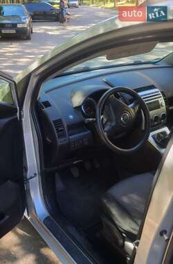 Минивэн Mazda 5 2006 в 