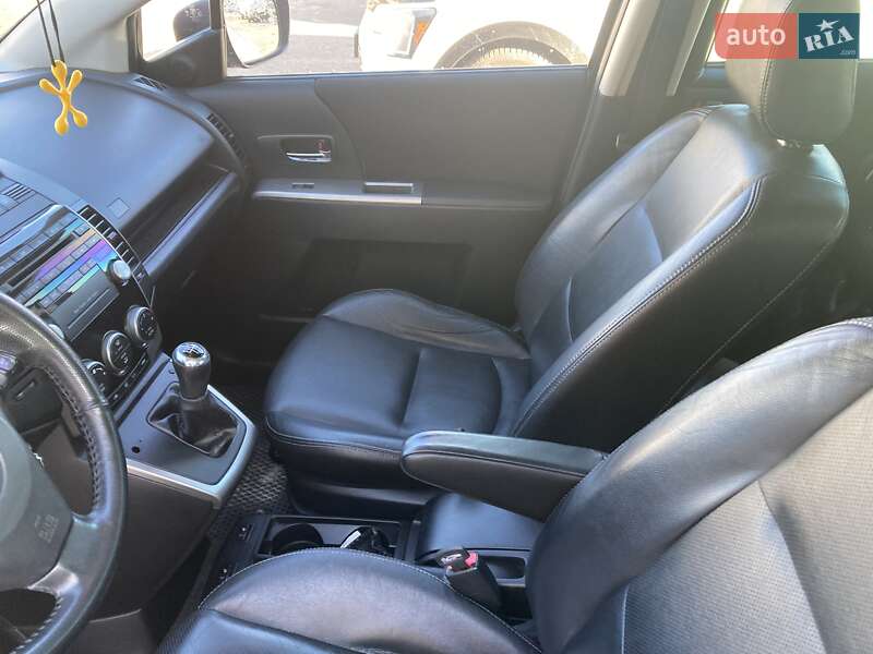 Минивэн Mazda 5 2010 в Львове