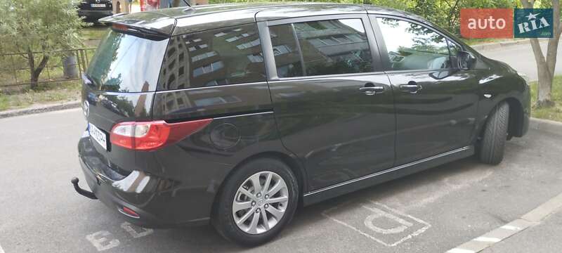 Мінівен Mazda 5 2011 в Києві