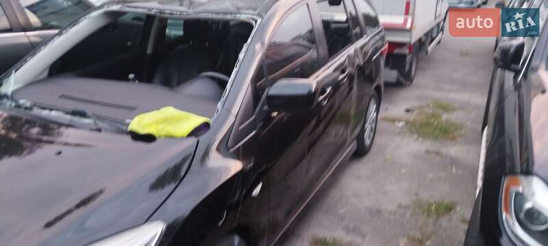 Мінівен Mazda 5 2011 в Києві