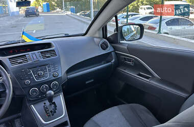 Минивэн Mazda 5 2012 в 