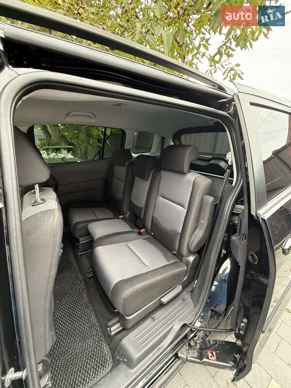 Минивэн Mazda 5 2007 в Тернополе