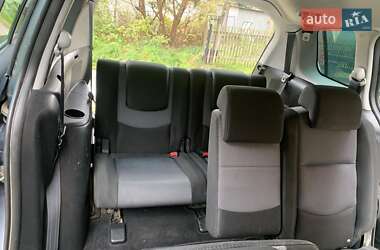 Минивэн Mazda 5 2006 в  фото 13 Минивэн Mazda 5 2006 в