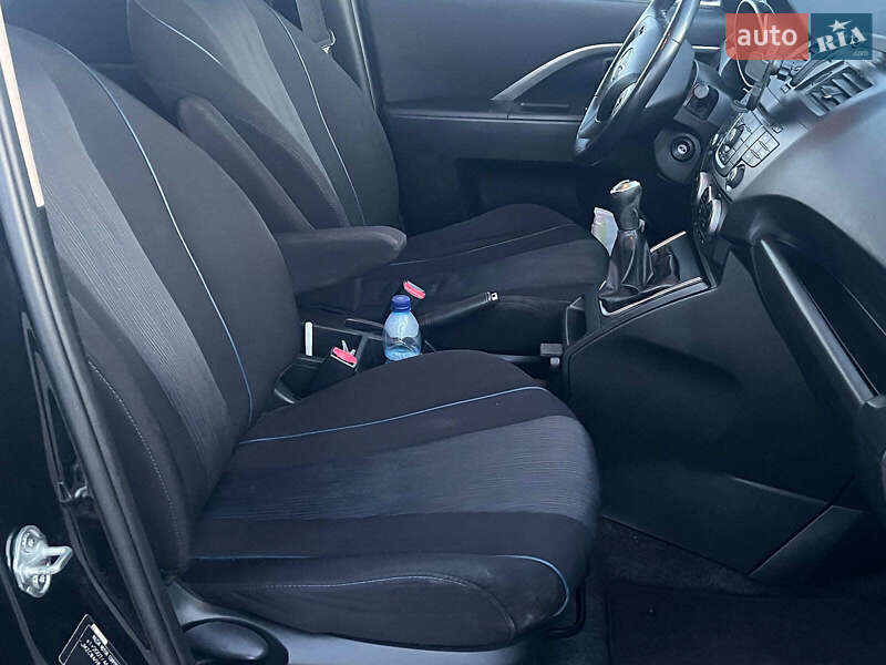 Мінівен Mazda 5 2011 в Львові