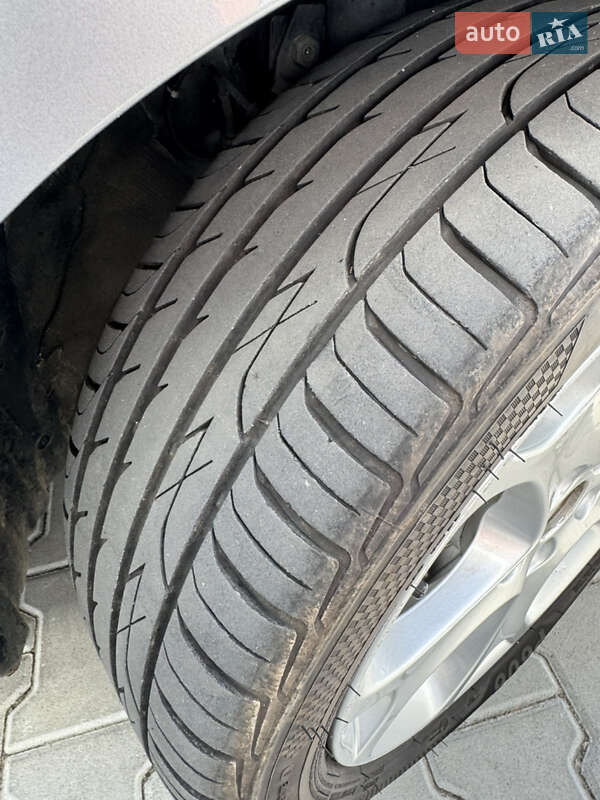 Мінівен Mazda 5 2009 в Калуші