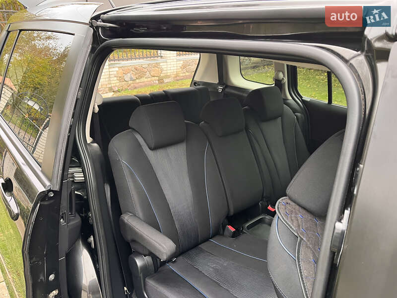 Минивэн Mazda 5 2010 в Киеве фото 92 Минивэн Mazda 5 2010 в Киеве