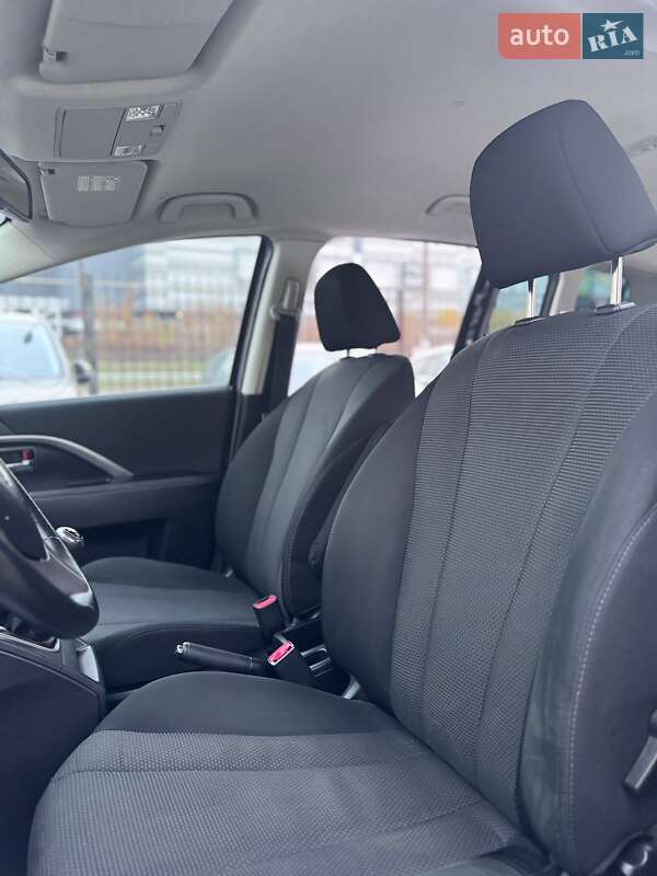 Минивэн Mazda 5 2013 в Киеве