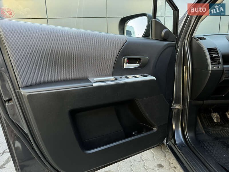 Мінівен Mazda 5 2007 в Дрогобичі фото 42 Мінівен Mazda 5 2007 в Дрогобичі