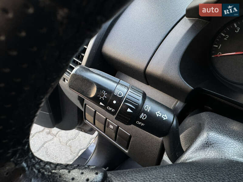 Мінівен Mazda 5 2007 в Дрогобичі фото 53 Мінівен Mazda 5 2007 в Дрогобичі