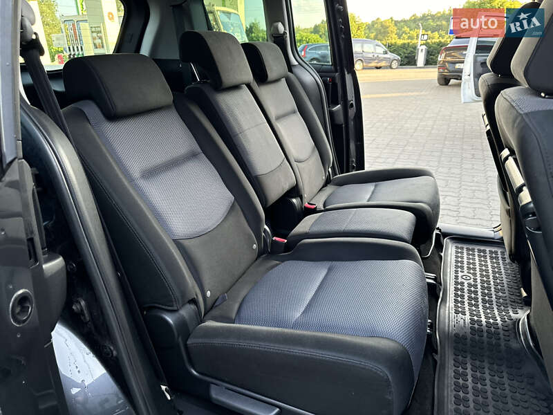 Мінівен Mazda 5 2007 в Дрогобичі фото 72 Мінівен Mazda 5 2007 в Дрогобичі