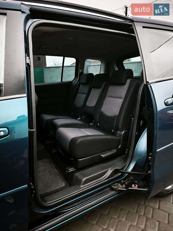 Минивэн Mazda 5 2005 в Кривом Роге