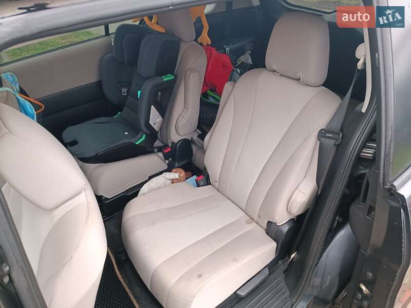 Мінівен Mazda 5 2012 в Львові фото 7 Мінівен Mazda 5 2012 в Львові