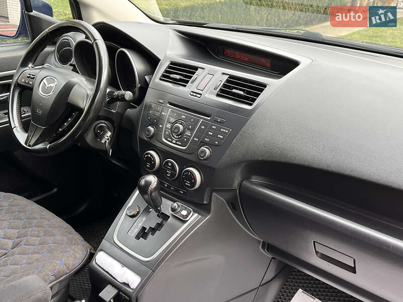 Мінівен Mazda 5 2010 в Києві