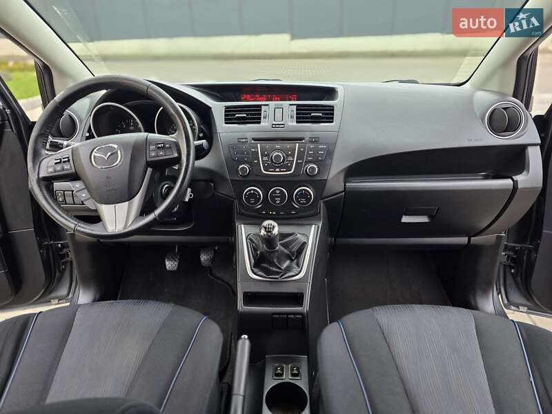Минивэн Mazda 5 2011 в Луцке