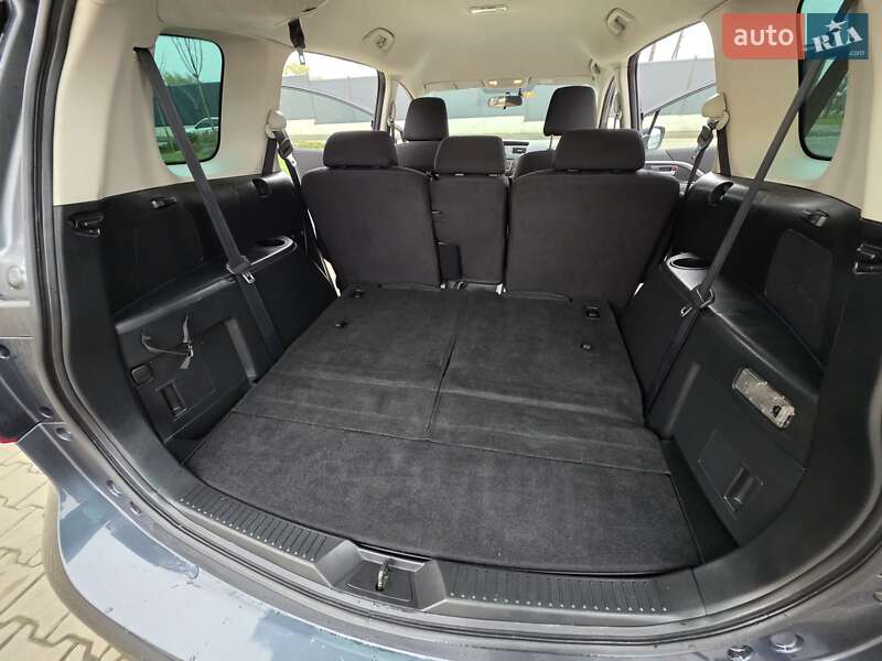 Минивэн Mazda 5 2011 в Луцке