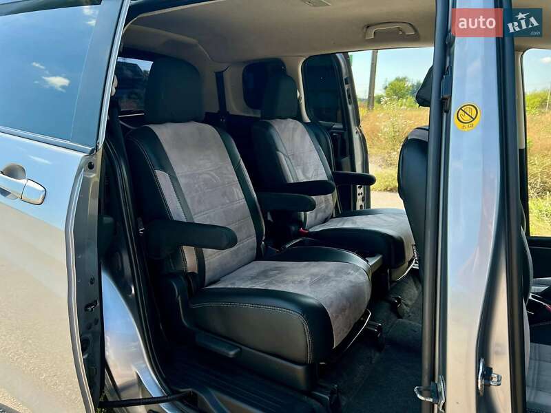 Мінівен Mazda 5 2014 в Горішніх Плавнях