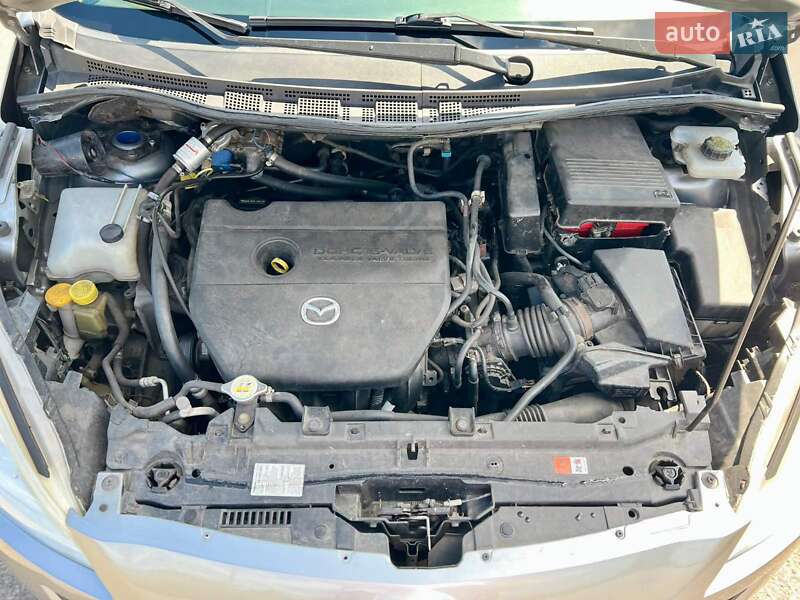 Мінівен Mazda 5 2014 в Горішніх Плавнях