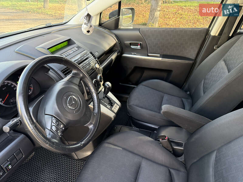 Мінівен Mazda 5 2009 в Києві