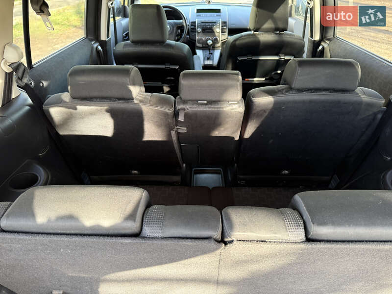 Мінівен Mazda 5 2009 в Києві