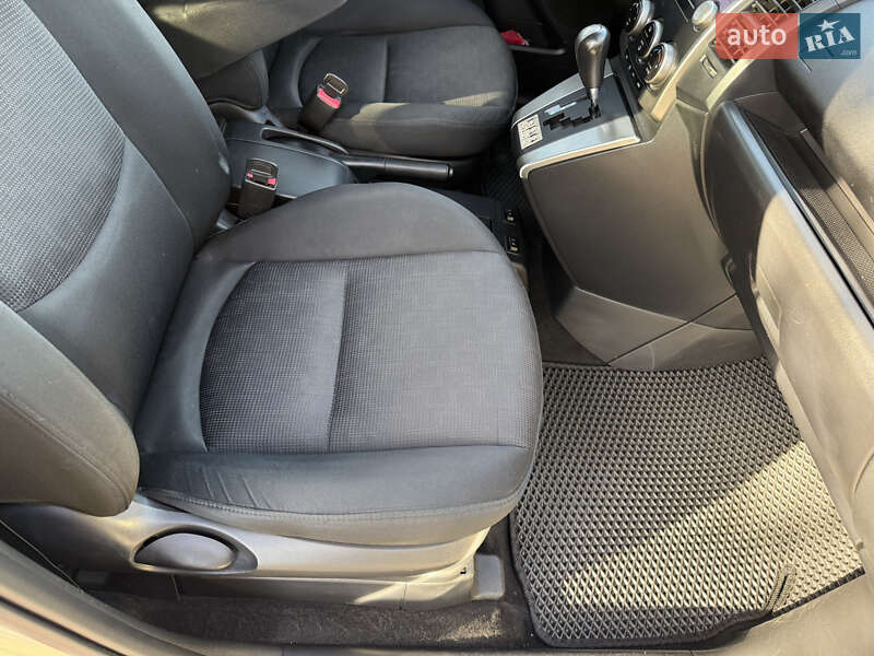 Мінівен Mazda 5 2009 в Києві