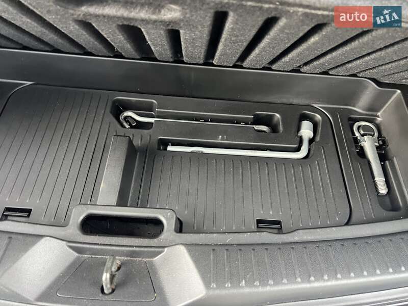 Мінівен Mazda 5 2011 в Києві фото 32 Мінівен Mazda 5 2011 в Києві