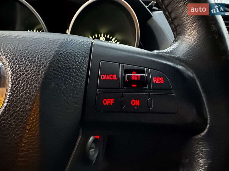 Мінівен Mazda 5 2015 в Києві фото 29 Мінівен Mazda 5 2015 в Києві