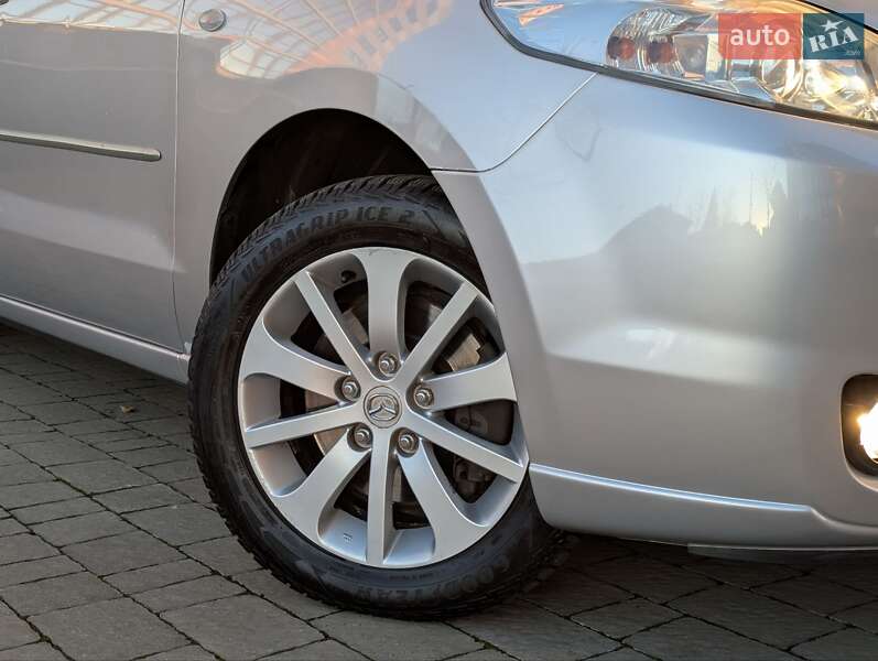 Мінівен Mazda 5 2006 в Івано-Франківську