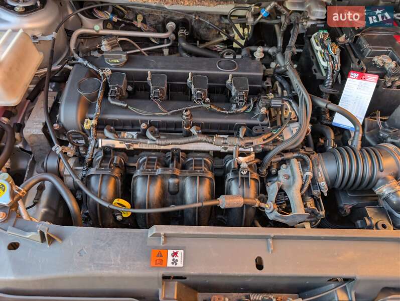 Мінівен Mazda 5 2006 в Івано-Франківську