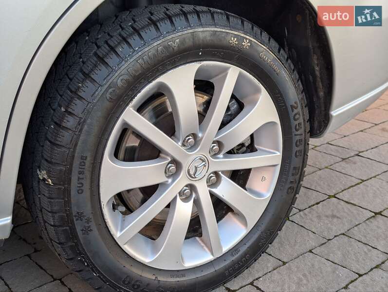 Мінівен Mazda 5 2006 в Івано-Франківську