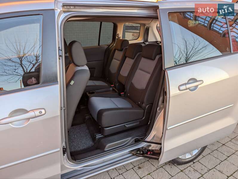 Мінівен Mazda 5 2006 в Івано-Франківську