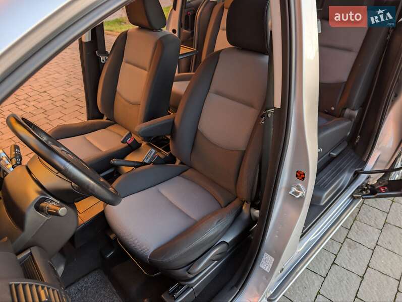 Мінівен Mazda 5 2006 в Івано-Франківську
