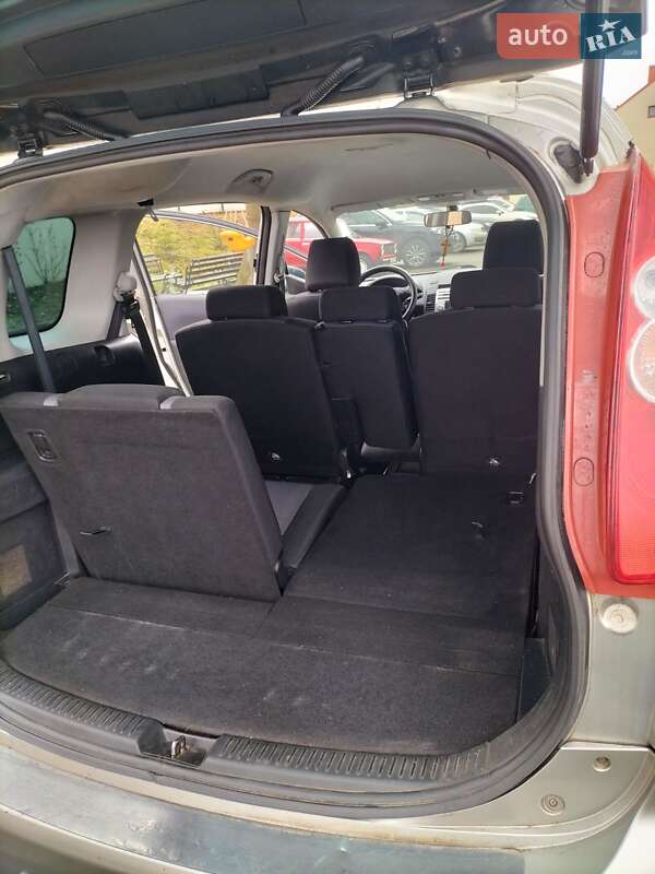 Минивэн Mazda 5 2005 в Черновцах
