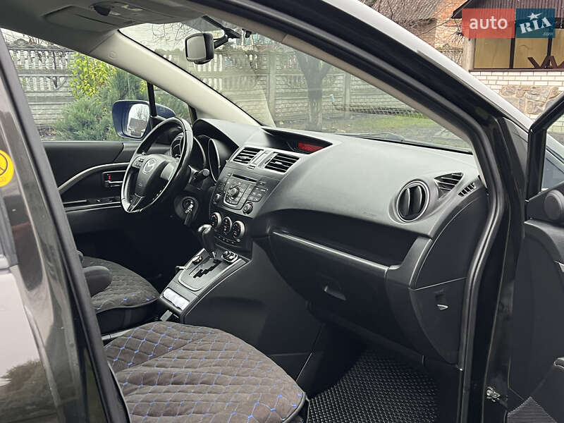 Минивэн Mazda 5 2010 в Киеве