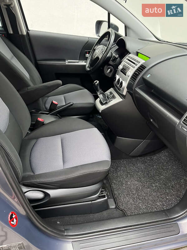 Мінівен Mazda 5 2006 в Хмельницькому