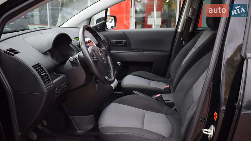 Минивэн Mazda 5 2008 в Житомире