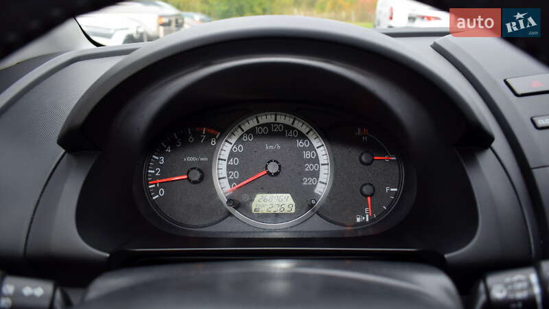 Минивэн Mazda 5 2008 в Житомире