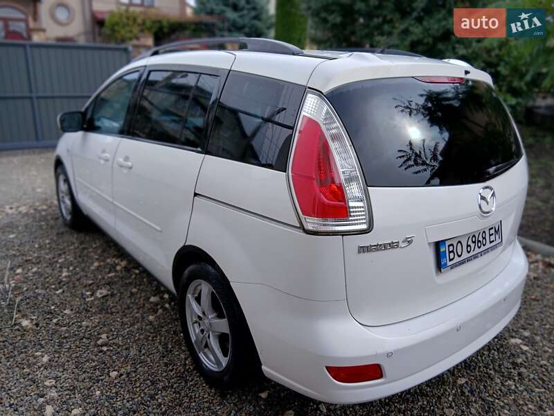 Мінівен Mazda 5 2008 в Білій