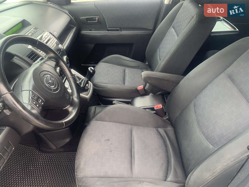 Мінівен Mazda 5 2009 в Дубні