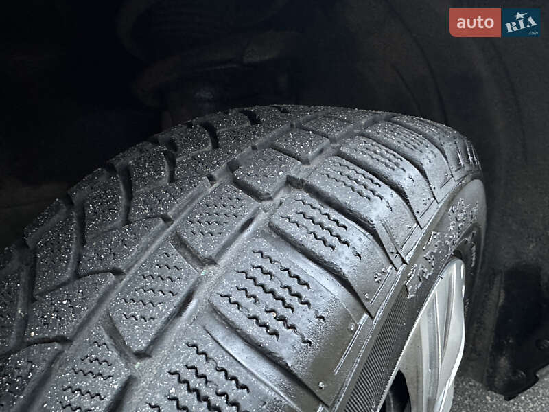 Минивэн Mazda 5 2007 в Вышгороде