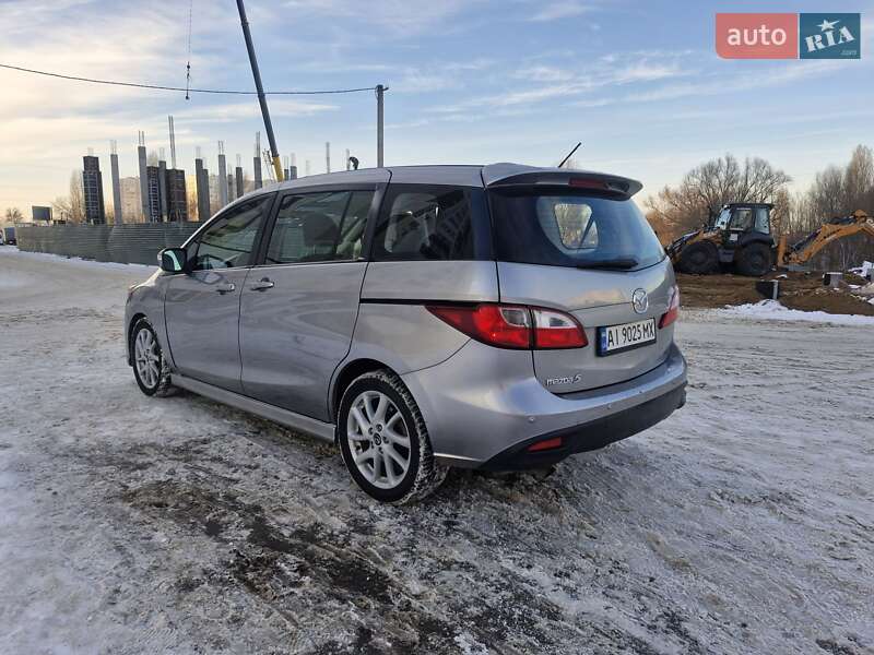 Минивэн Mazda 5 2015 в Киеве