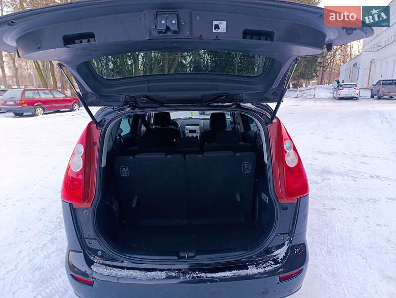 Минивэн Mazda 5 2008 в Звягеле