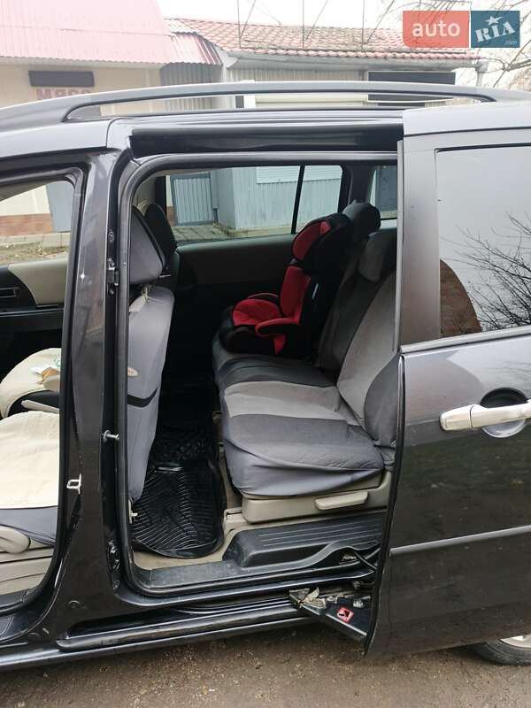 Минивэн Mazda 5 2005 в Кельменцах