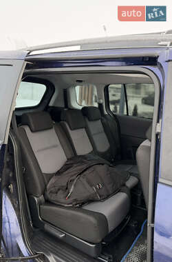 Минивэн Mazda 5 2005 в Ивано-Франковске