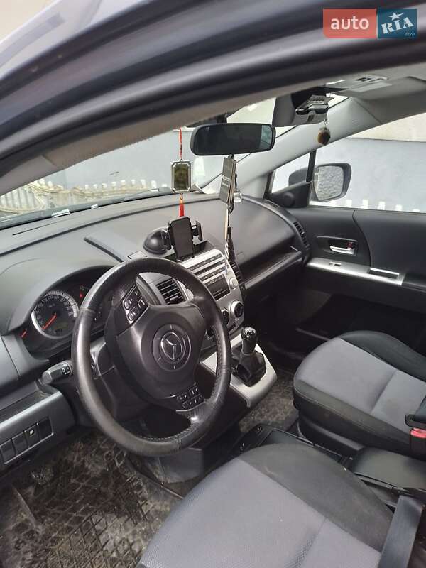Мінівен Mazda 5 2007 в Дубні