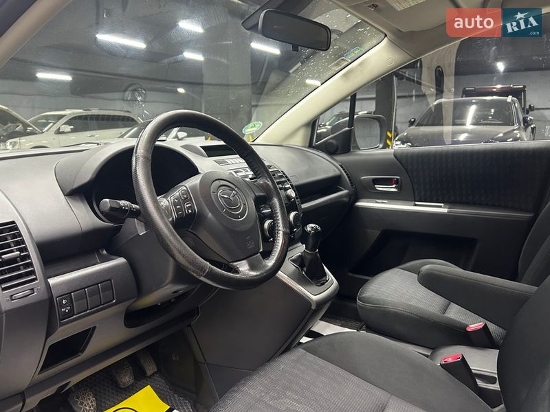 Минивэн Mazda 5 2009 в Черновцах