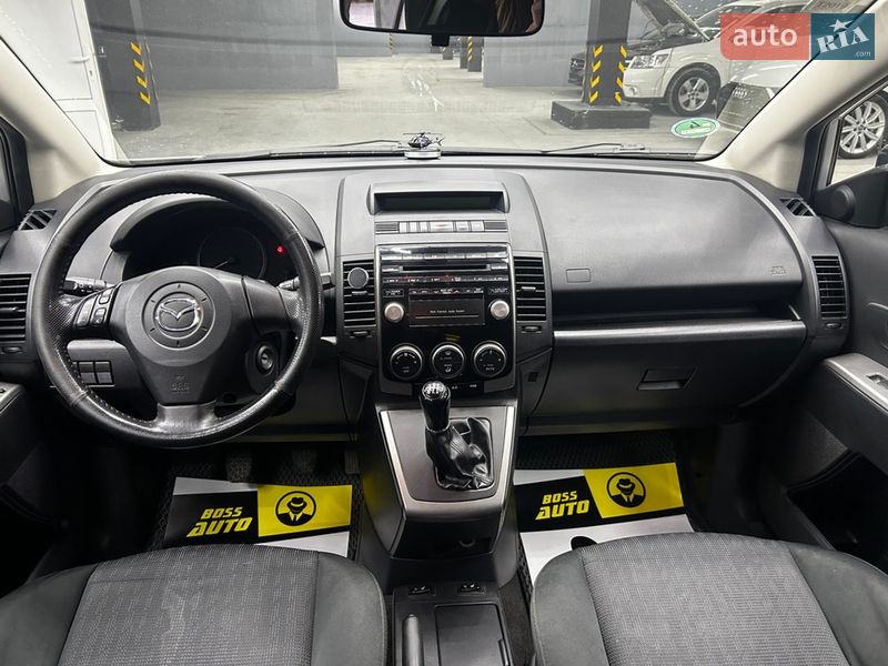 Минивэн Mazda 5 2009 в Черновцах