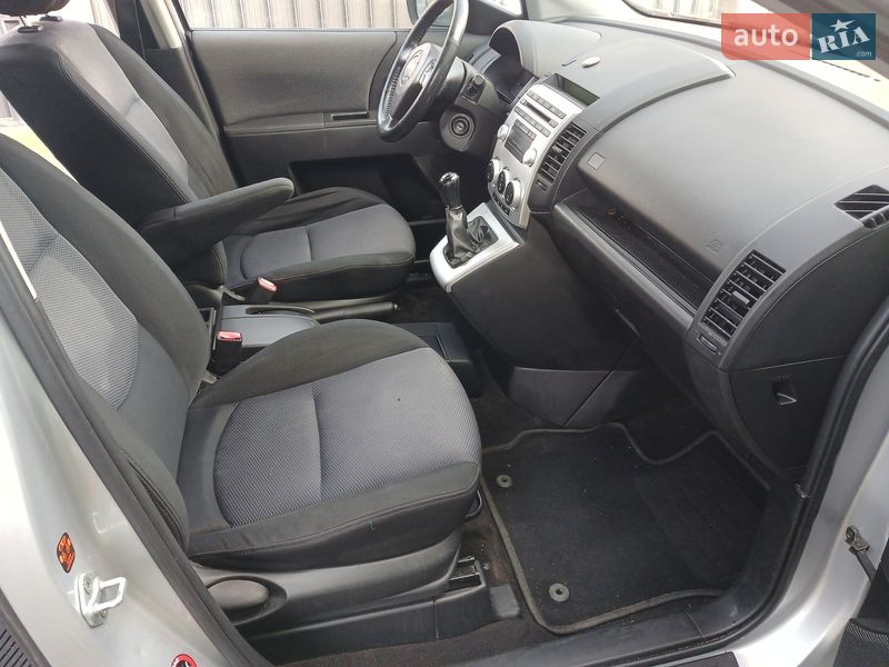 Мінівен Mazda 5 2006 в Мостиській